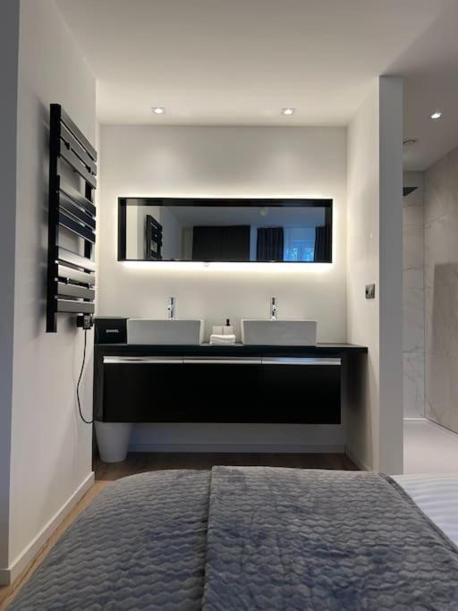 Charmant Appartement Au Look Design Mons Exteriér fotografie