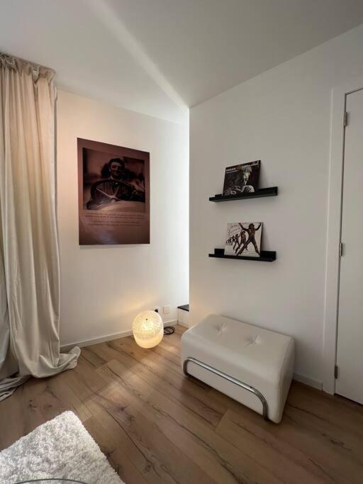 Charmant Appartement Au Look Design Mons Exteriér fotografie