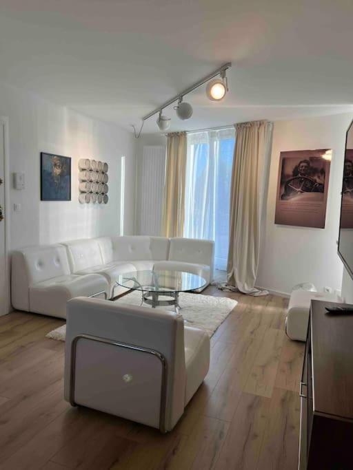 Charmant Appartement Au Look Design Mons Exteriér fotografie